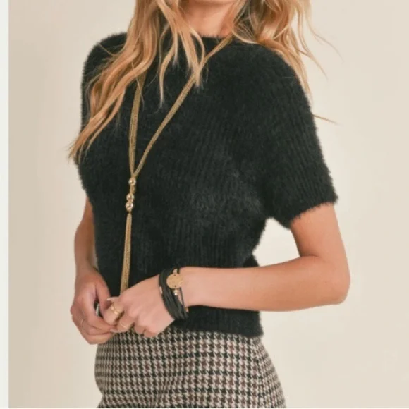 NWOT Sadie & Sage Rudy Ribbed Short Sleeve Sweater Black Medium - Picture 3 of 10